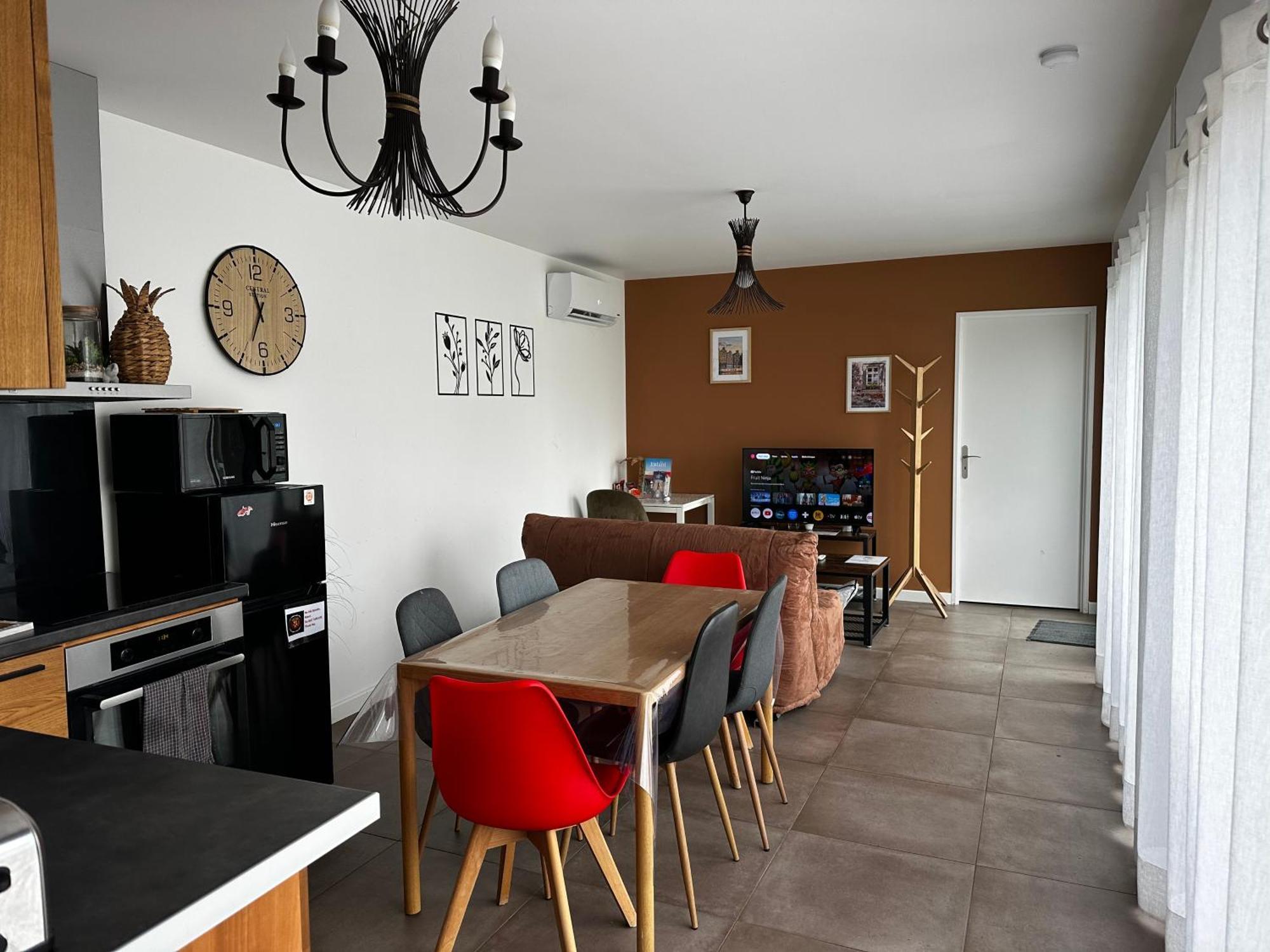 Maison La Capucine Sur Quai De Seine, Wifi, Machine A Laver, Parking Prive Gratuit Vernon  Ngoại thất bức ảnh